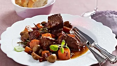 Boeuf Bourguignon Rezept - Foto: LECKER @ Bauer Media Group