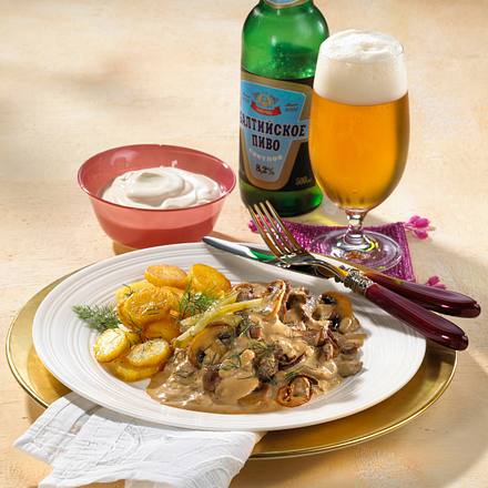Boeuf Stroganow mit Bratkartoffeln Rezept Boeuf Stroganow mit Bratkartoffeln Rezept
