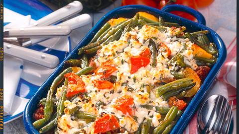 Bohnen-Hack-Auflauf mit Käsehaube Rezept - Foto: House of Food / Bauer Food Experts KG