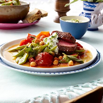 Bohnen-Kichererbsengemüse mit Lamm Rezept Bohnen-Kichererbsengemüse mit Lamm Rezept