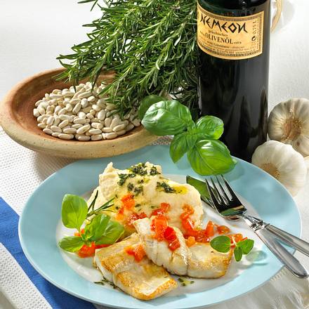 Bohnen-Püree zu gebratenem Zander Rezept Bohnen-Püree zu gebratenem Zander Rezept
