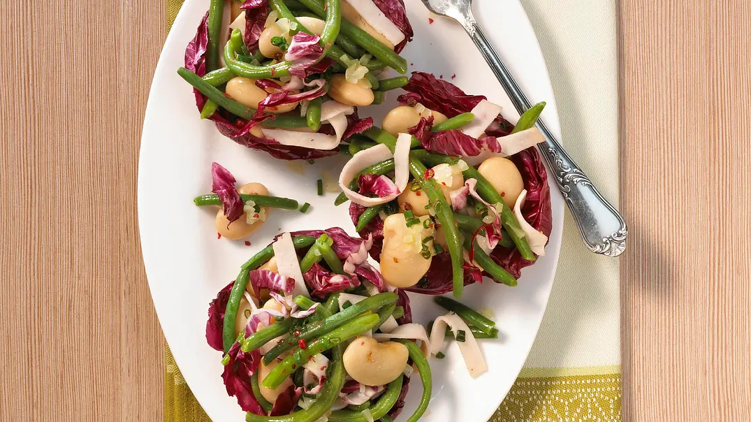 Bohnen-Radicchio-Salat Rezept - Foto: LECKER @ Bauer Media Group