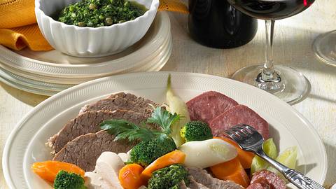 Bollito Misto con Salsa Verde Rezept - Foto: Maass