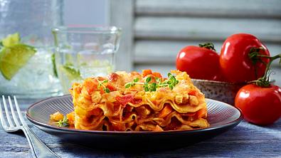 Bolognese-Lasagne mit Putenhackfleisch Rezept - Foto: LECKER @ Bauer Media Group