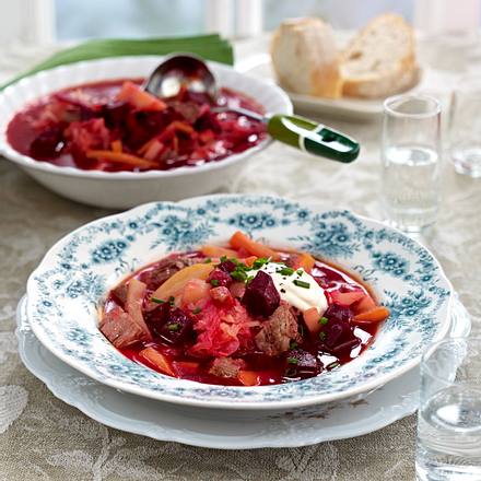 Borschtsch mit Sauerkraut Rezept Borschtsch mit Sauerkraut Rezept