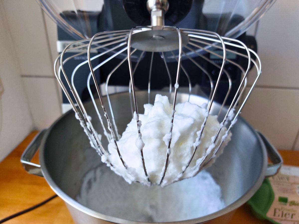 Bosch MUMS6 mit Schneebesen und Eischnee Bosch MUMS6 mit Schneebesen und Eischnee