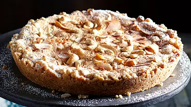 Bourbon-Nut-Pie Rezept - Foto: LECKER @ Bauer Media Group