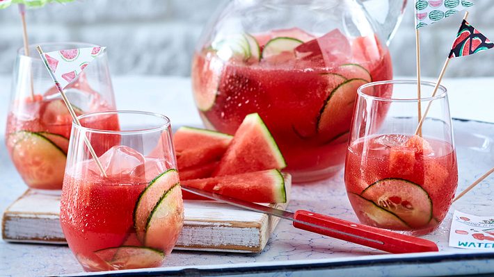 Bowle-Rezepte wie Wassermelonen-Bowle und Co. - Foto: House of Food / Bauer Food & Foto Experts KG