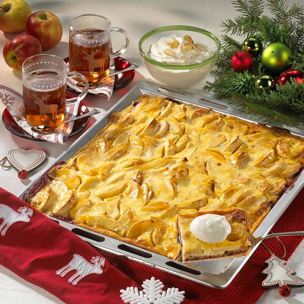 Bratapfelkuchen vom Blech Rezept