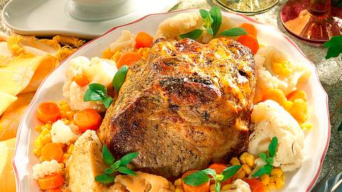 Braten mit buntem Gemüse Rezept - Foto: Neckermann