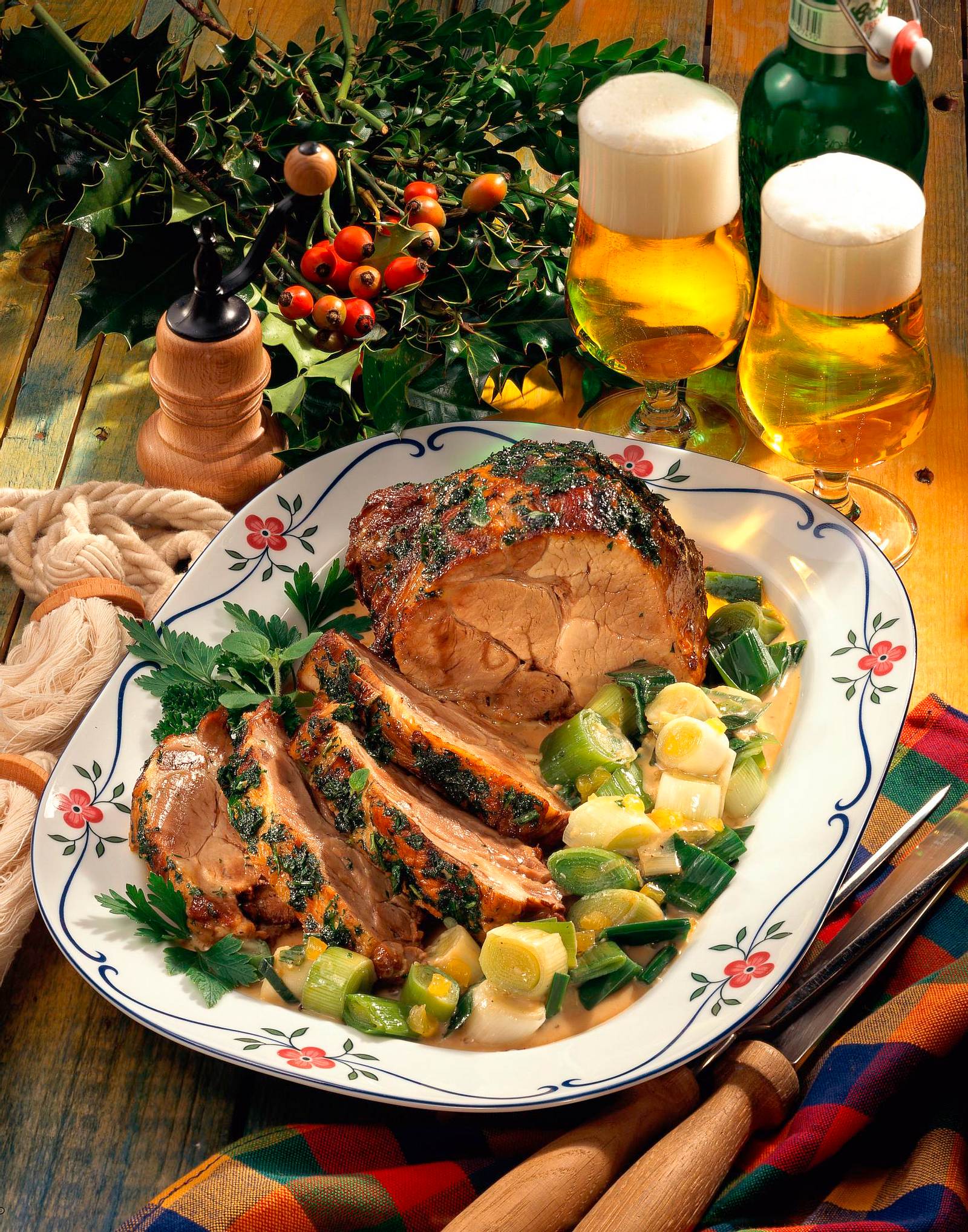 Braten mit Porreegemüse Rezept | LECKER