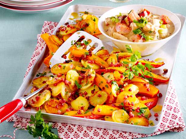 Bratkartoffeln mit Kürbis zu Kasseler-Geschnetzeltem Rezept Bratkartoffeln mit Kürbis zu Kasseler-Geschnetzeltem Rezept