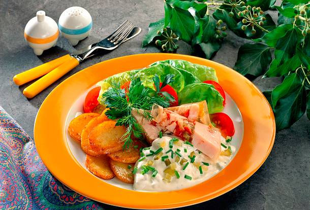 Bratkartoffeln und Geflügelsülze Rezept Bratkartoffeln und Geflügelsülze Rezept