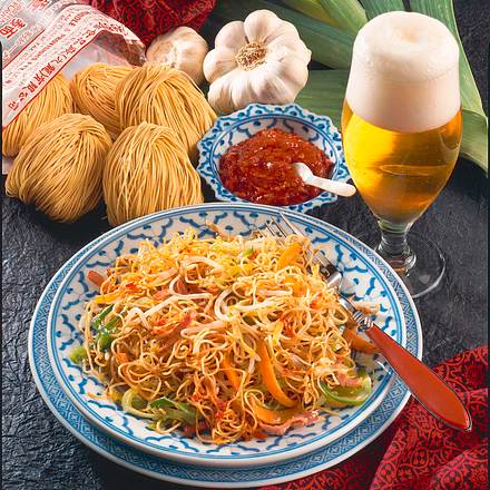Bratnudeln mit Gemüse und Schinken Rezept