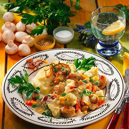 Bratwurst-Ragout Rezept Bratwurst-Ragout Rezept