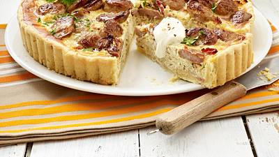 Bratwurst-Sauerkraut-Quiche Rezept - Foto: House of Food / Bauer Food Experts KG