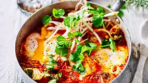 Breakfast-Kimchi mit Ei Rezept - Foto: LECKER @ Bauer Media Group Breakfast-Kimchi mit Ei Rezept - Foto: LECKER @ Bauer Media Group