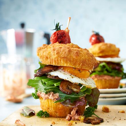 Breakfast-Muffin-Burger Rezept