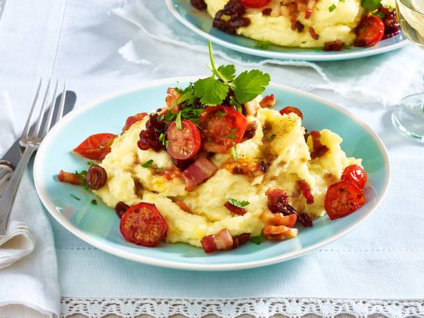 „Brennende Liebe“ – Püree mit Speck und Zwiebeln Rezept „Brennende Liebe“ – Püree mit Speck und Zwiebeln Rezept
