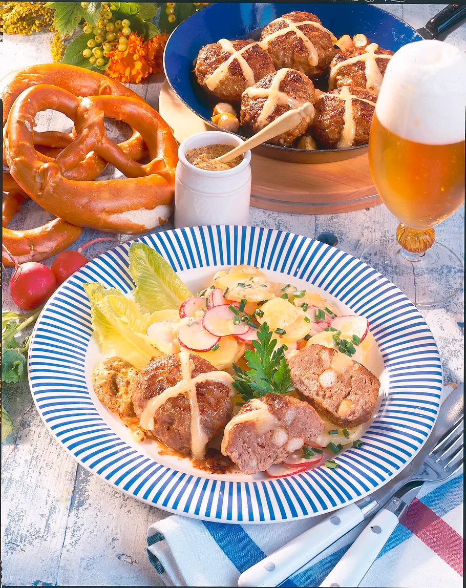 Brezel-Frikadellen zu Kartoffelsalat Rezept