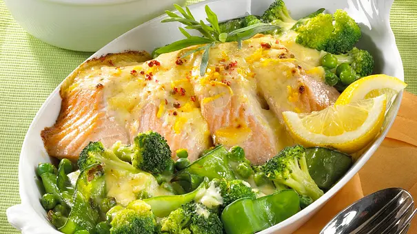 Broccoli-Fisch-Auflauf Rezept - Foto: LECKER @ Bauer Media Group Broccoli-Fisch-Auflauf Rezept - Foto: LECKER @ Bauer Media Group