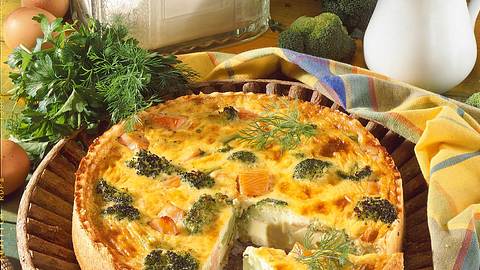 Broccoli-Lachs-Kuchen Rezept - Foto: House of Food / Bauer Food Experts KG