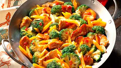 Broccoli-Möhren-Pfanne Rezept - Foto: House of Food / Bauer Food Experts KG
