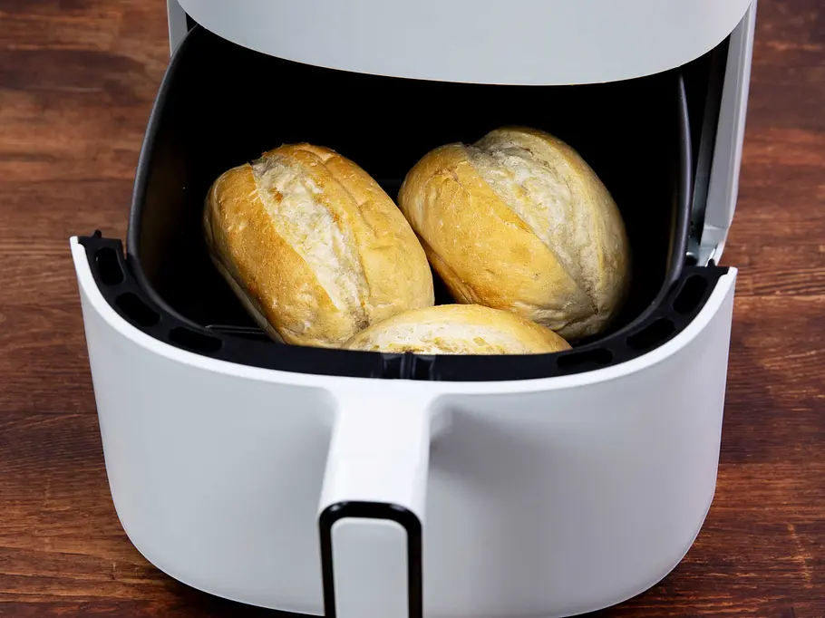Brötchen im Airfryer aufbacken Rezept
