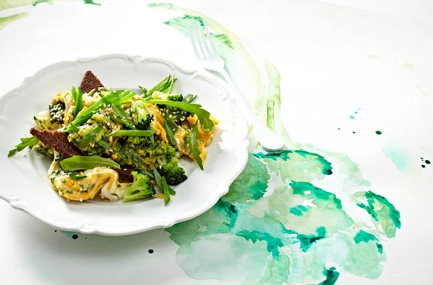 Brokkoli-Rührei mit Rucola Rezept Brokkoli-Rührei mit Rucola Rezept