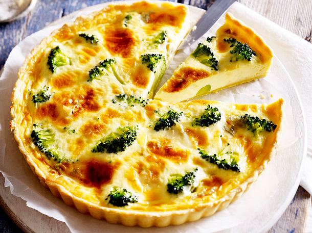 Brokkolitarte mit Gorgonzola Rezept Brokkolitarte mit Gorgonzola Rezept