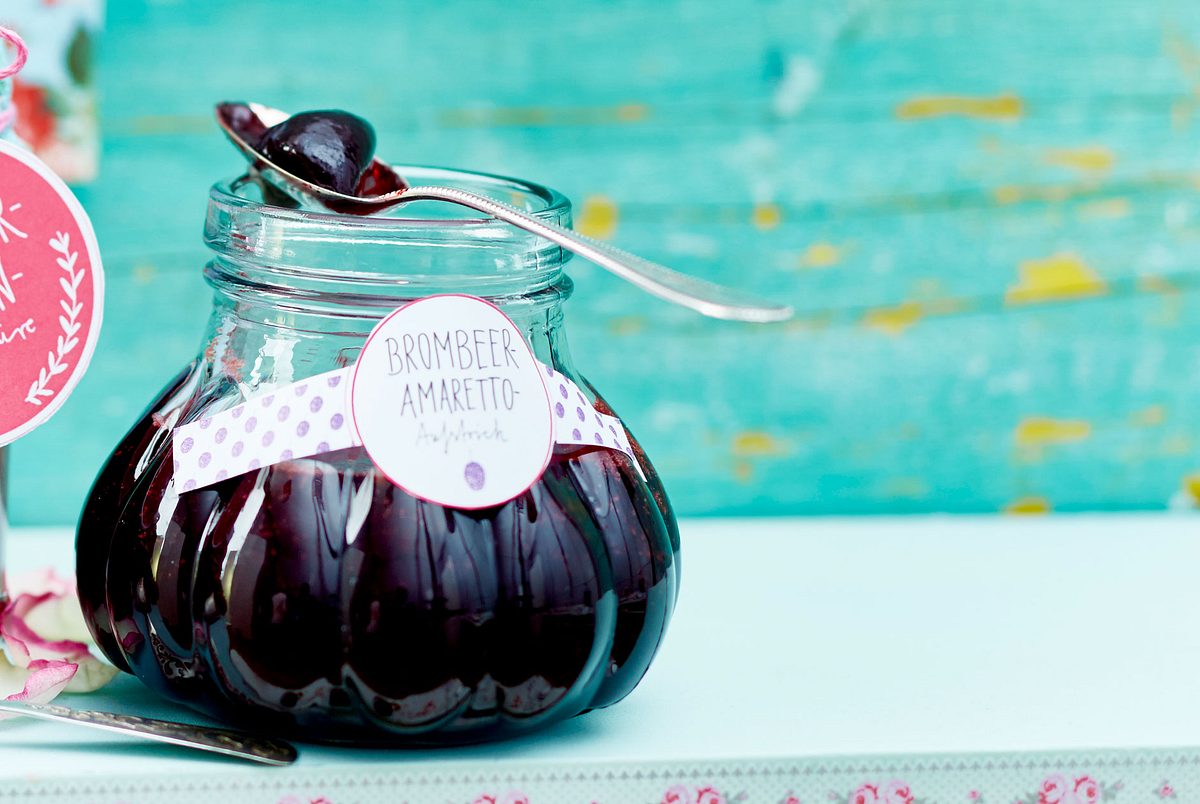 Brombeer-Amaretto-Aufstrich Rezept