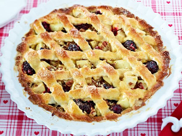 Apfel-Brombeer-Pie Linzer Art Rezept Apfel-Brombeer-Pie Linzer Art Rezept