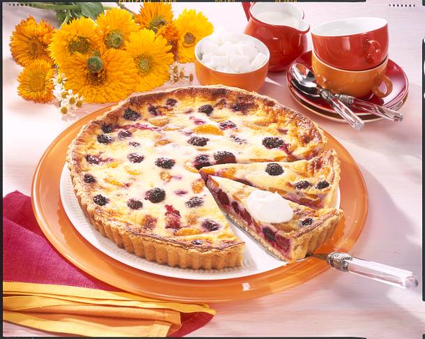 Brombeer-Mandarinen-Tarte mit Schmand Rezept Brombeer-Mandarinen-Tarte mit Schmand Rezept