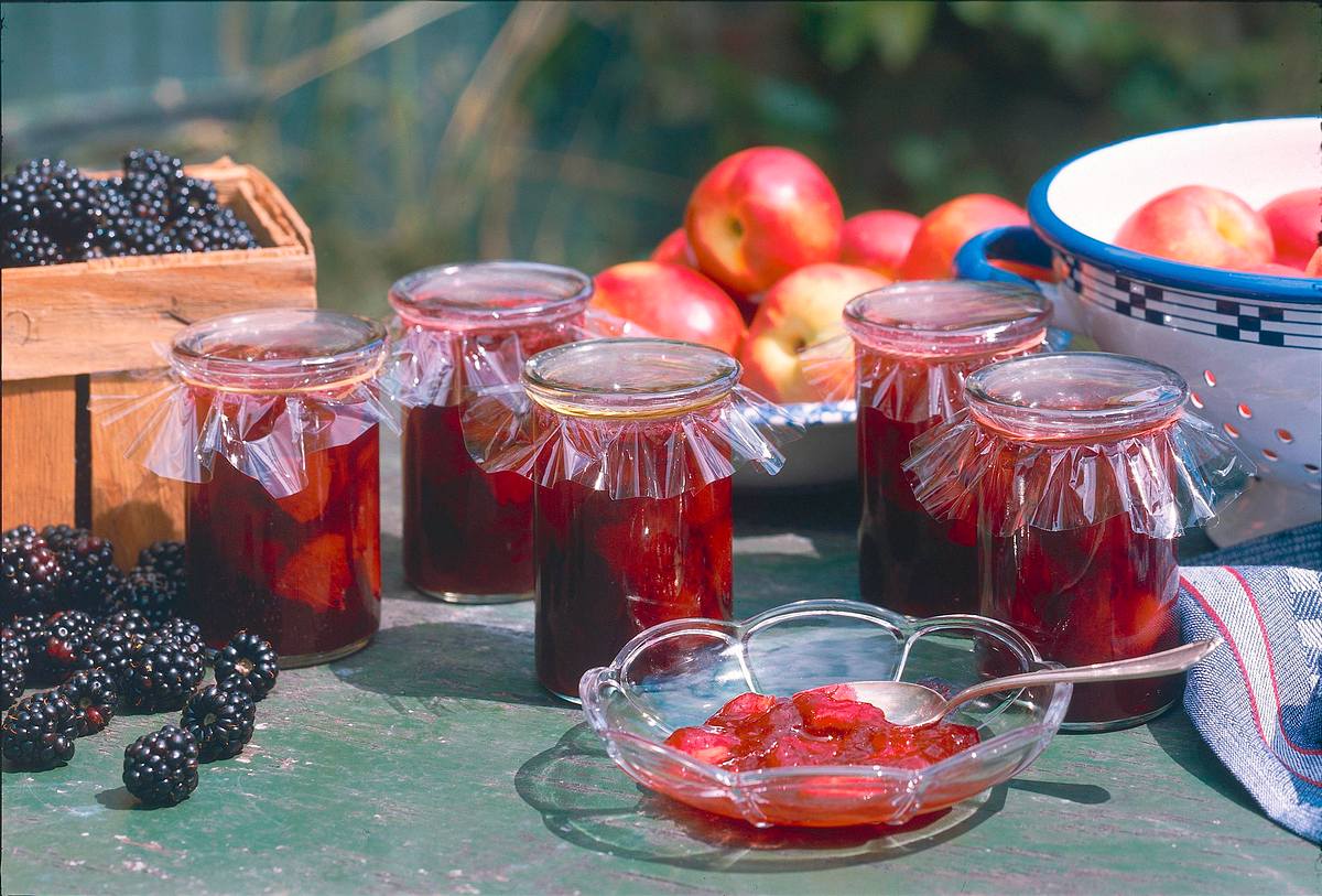 Brombeer-Nektarinen-Konfitüre Rezept