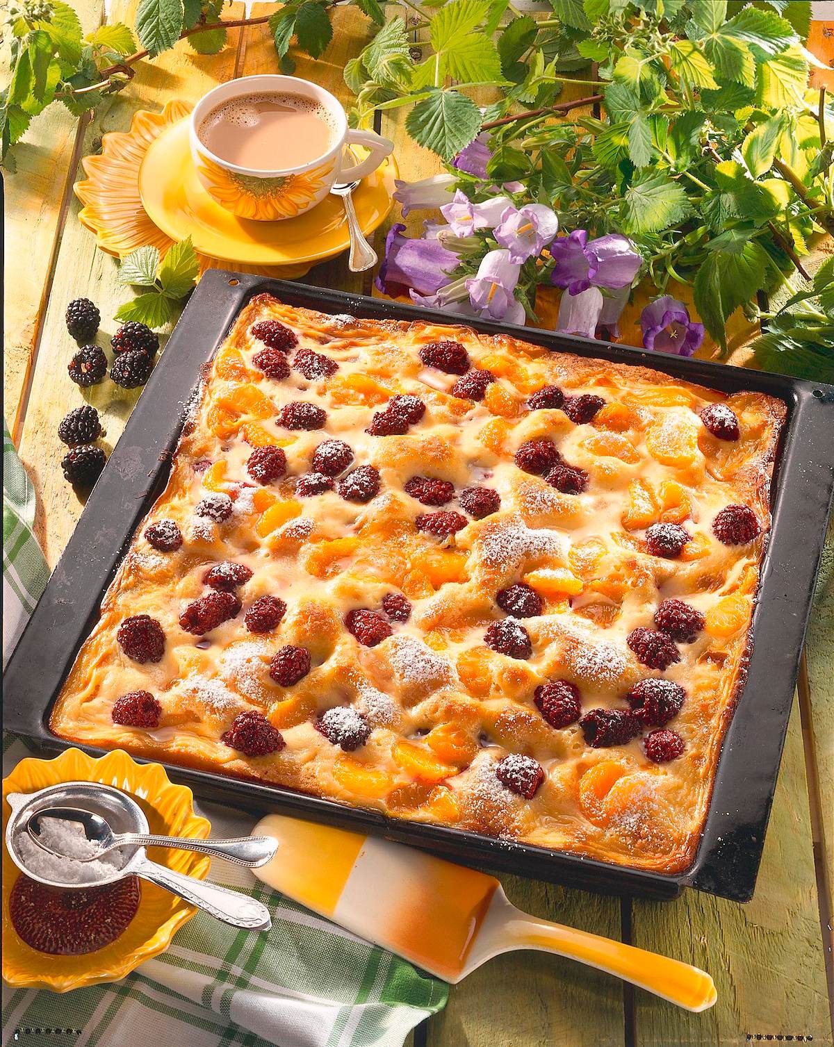 Brombeer-Schmand-Kuchen vom Blech Rezept