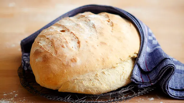 Brot backen - Foto: LECKER @ Bauer Media Group Brot backen - Foto: LECKER @ Bauer Media Group