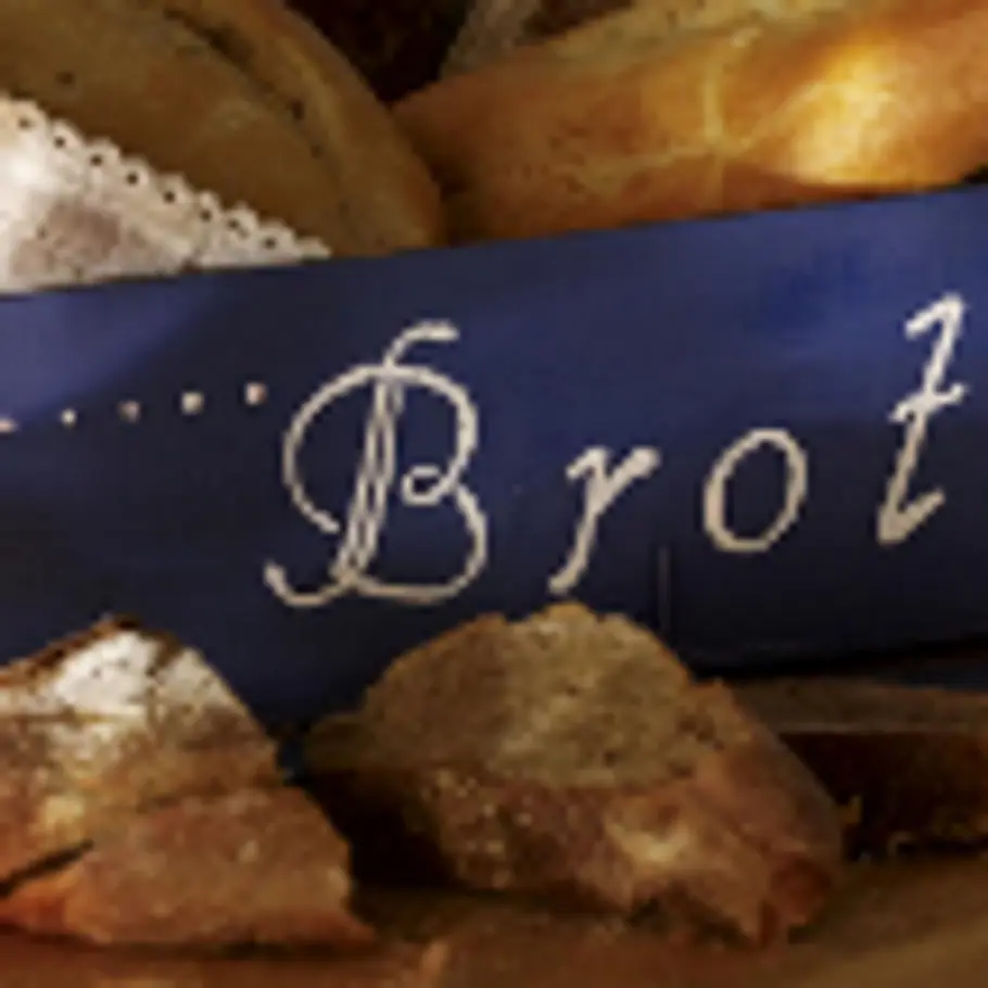 Tisch-Knigge - Alle wichtigen Tischmanieren auf einen Blick - Brotkorb_D1845401_1