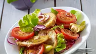 Brotsalat mit Honig-Senf-Marinade Rezept - Foto: LECKER @ Bauer Media Group Brotsalat mit Honig-Senf-Marinade Rezept - Foto: LECKER @ Bauer Media Group