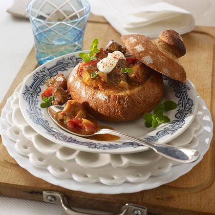 Brotterrinette mit Biergulasch Rezept