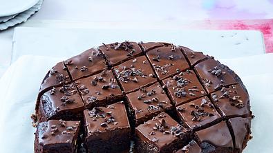Brownie mit Doppeldecker-Keksen Rezept - Foto: LECKER @ Bauer Media Group