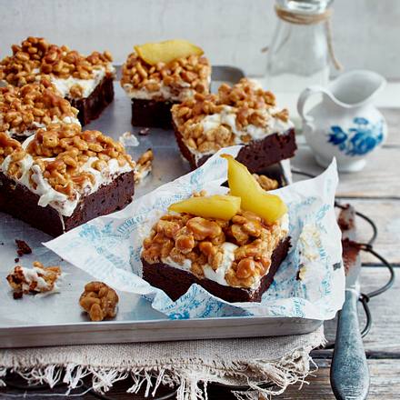 Brownie mit Knusperkaramell und Birnenkompott Rezept Brownie mit Knusperkaramell und Birnenkompott Rezept