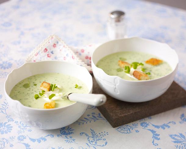 Brunnenkressesuppe mit Croûtons Rezept Brunnenkressesuppe mit Croûtons Rezept