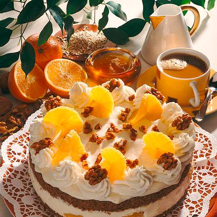 Buchweizen-Orangen-Joghurt-Torte Rezept Buchweizen-Orangen-Joghurt-Torte Rezept