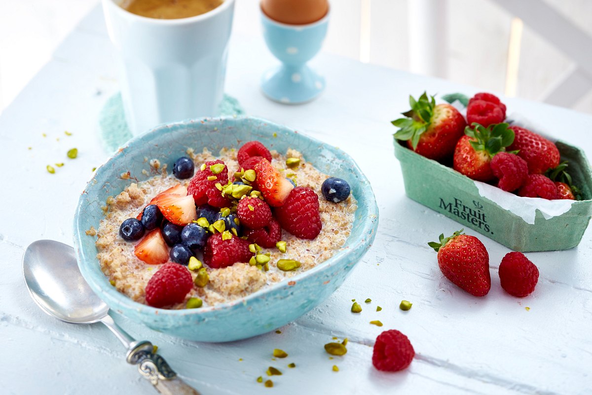 Buchweizen-Porridge mit Beeren Rezept