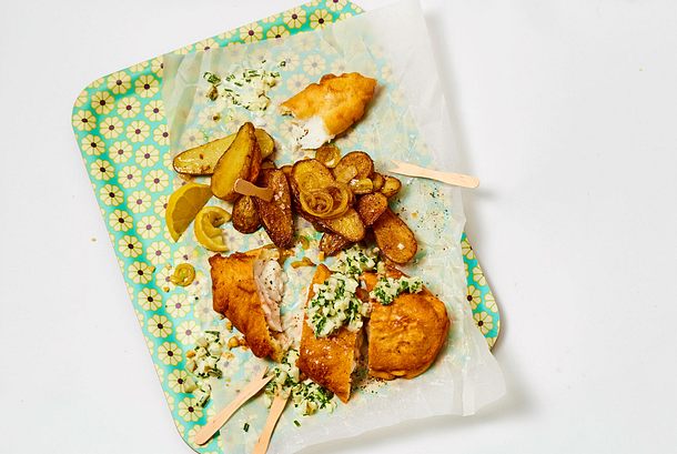 Büsumer Backfisch mit Bratkartoffeln und Remoulade Rezept Büsumer Backfisch mit Bratkartoffeln und Remoulade Rezept