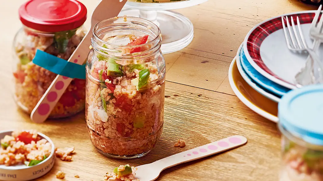 Bulgursalat im Glas Rezept - Foto: LECKER @ Bauer Media Group