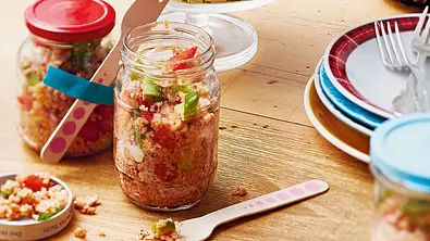 Bulgursalat im Glas Rezept - Foto: LECKER @ Bauer Media Group