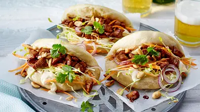 Bun Bao – Asia Burger Rezept - Foto: LECKER @ Bauer Media Group