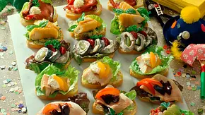 Bunte Häppchen Rezept - Foto: LECKER @ Bauer Media Group Bunte Häppchen Rezept - Foto: LECKER @ Bauer Media Group