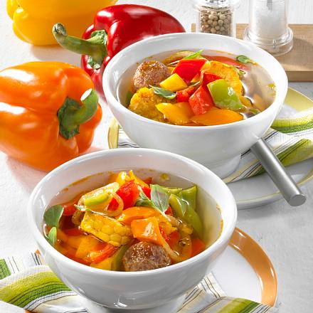 Bunte Paprikasuppe mit Hackbällchen Rezept Bunte Paprikasuppe mit Hackbällchen Rezept